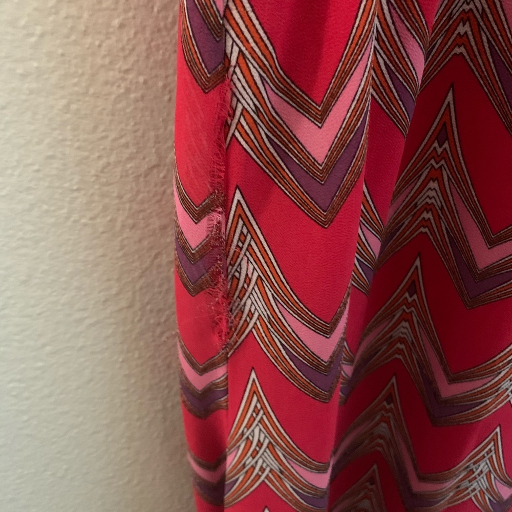 Fun Pink Pattern Dress - Picture 5 of 6